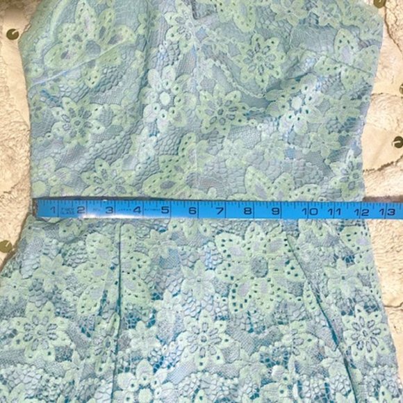 NWT Francesca's Collection Floral Lace Mini Dress - Picture 12 of 13